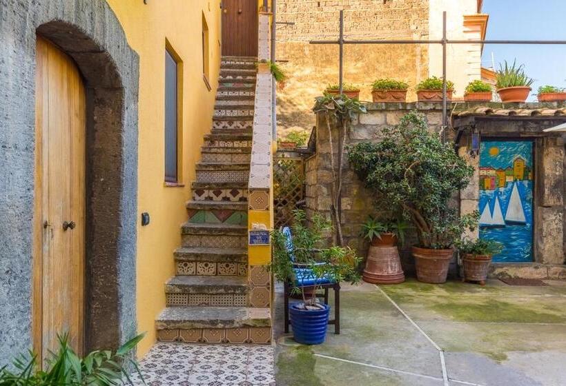 בית, חדר שינה 1, Orchid Corner Guesthouse