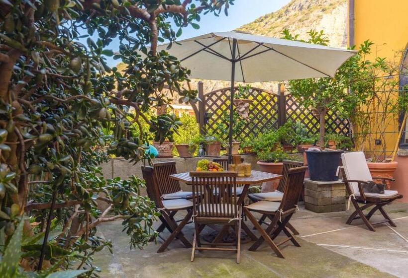 Дом 1 Спальня, Orchid Corner Guesthouse