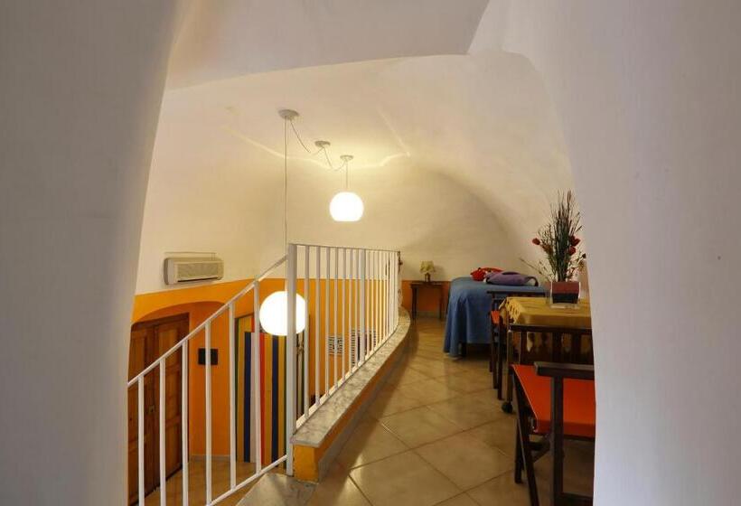 בית, חדר שינה 1, Orchid Corner Guesthouse