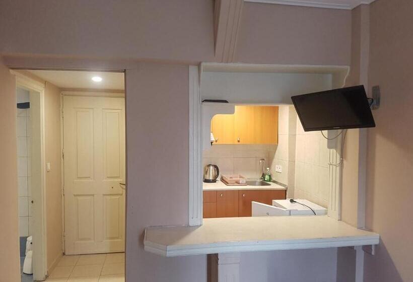 1 Szobás Apartman, Bristol Apartments