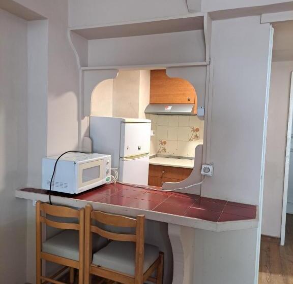 １ベッドルームアパートメント, Bristol Apartments