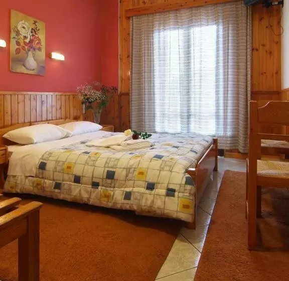 Chambre Standard Individuelle, Athina