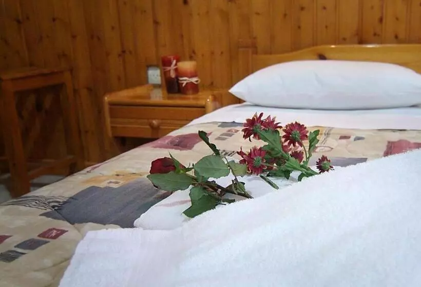 Chambre Standard, Athina