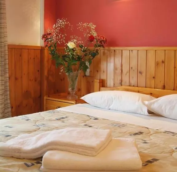 Chambre Standard, Athina