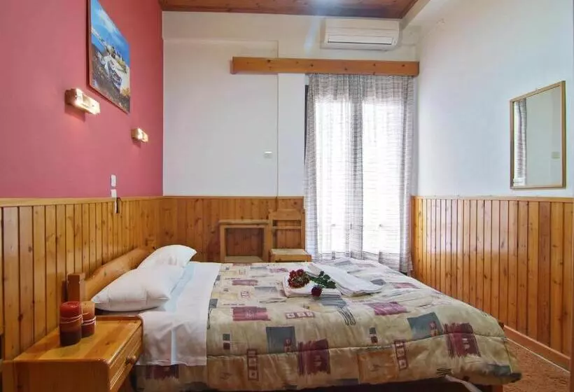 Chambre Standard Vue Mer, Athina