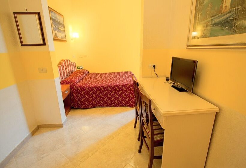 חדר סטנדרט, Bed In Roma