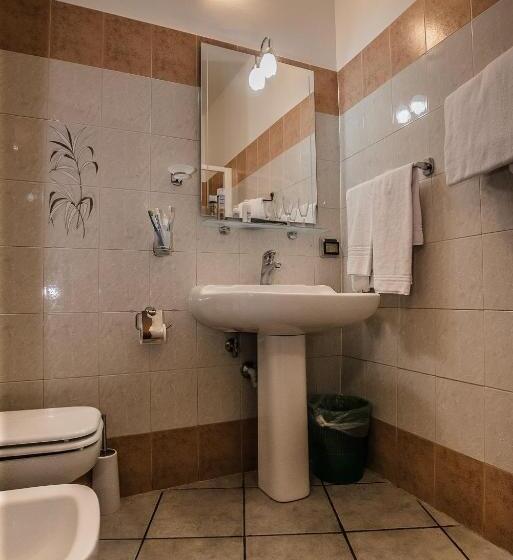 اتاق سوپریور یک تخته, Bel Sit