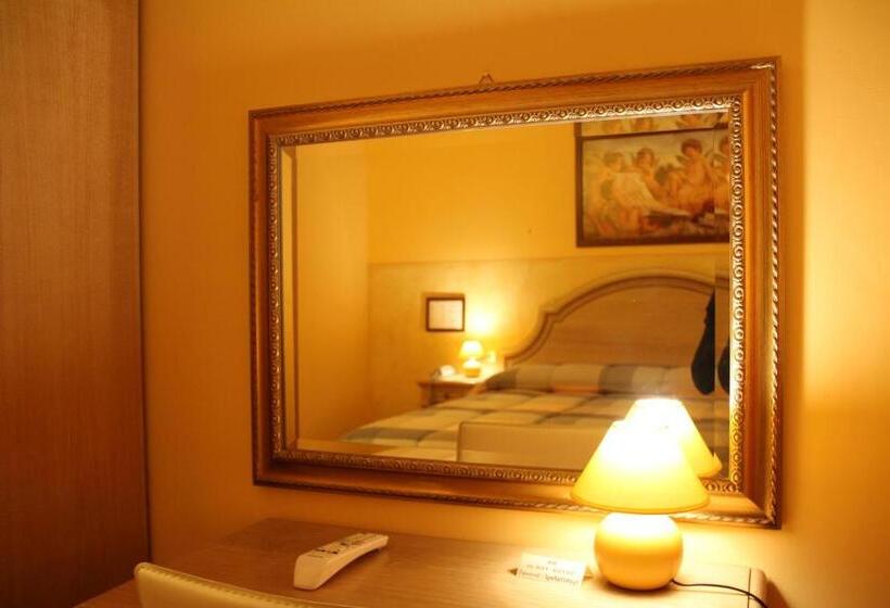 חדר סטנדרט, Berti