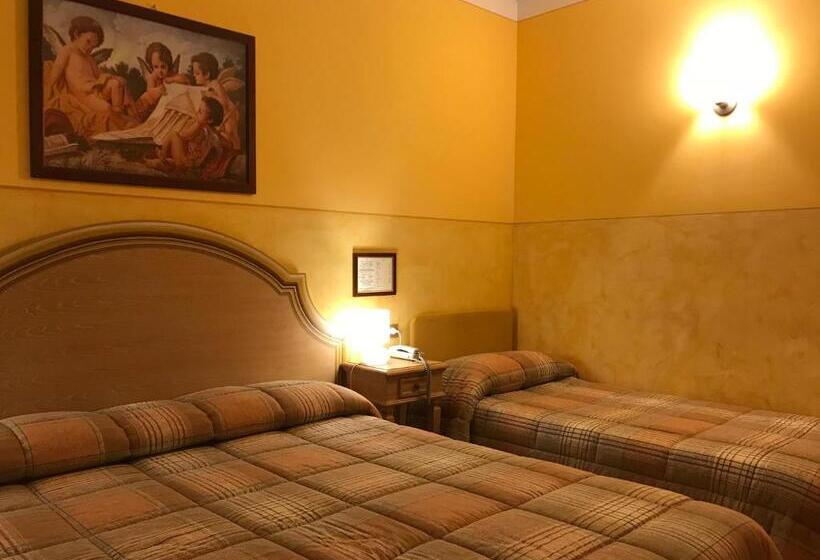 חדר סטנדרט לשלושה, Berti