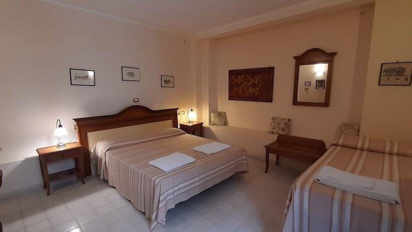 Номер Стандарт Трехместный, Casa Mia