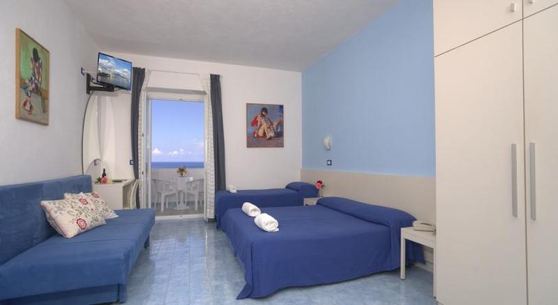 4인용 스탠다드 룸, Imperamare