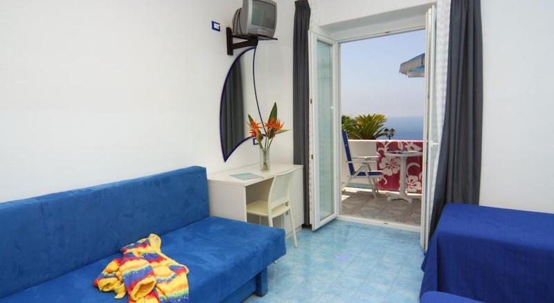 4인용 스탠다드 룸, Imperamare