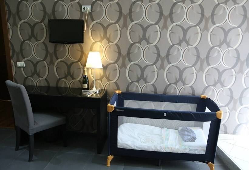 3-Bett-Standardzimmer, Nettuno