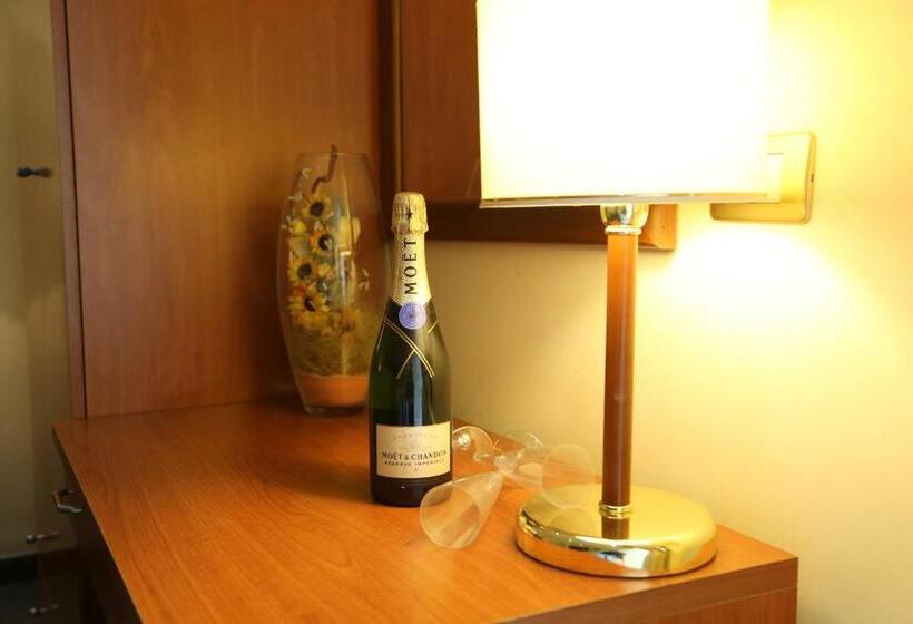 Standardzimmer, Nettuno