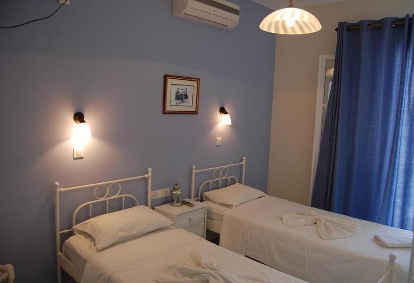 اتاق استاندارد, La Luna