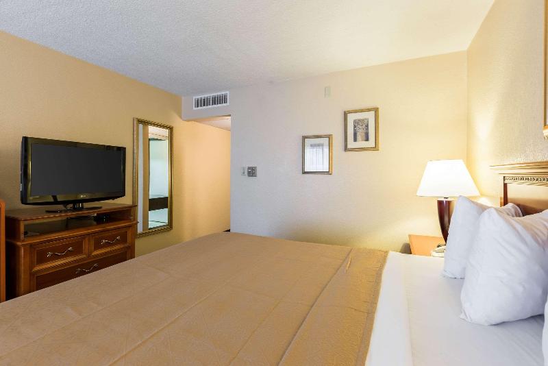 Стандартный Номер Кровать Кинг, Quality Inn And Conference Center I80 Grand Island