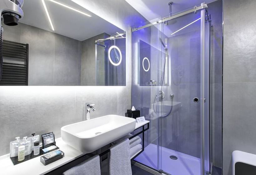 اتاق استاندارد, Enjoy Milano Skyline