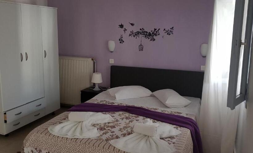 Апартаменты 1 Спальня с Террасой, Thirasia