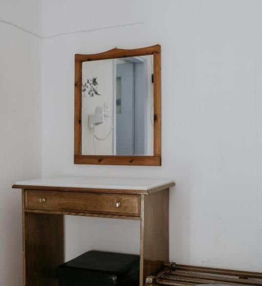 Номер Стандарт с Балконом, Thirasia