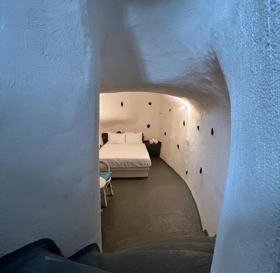 Четырехместный Номер Классик, Thirasia