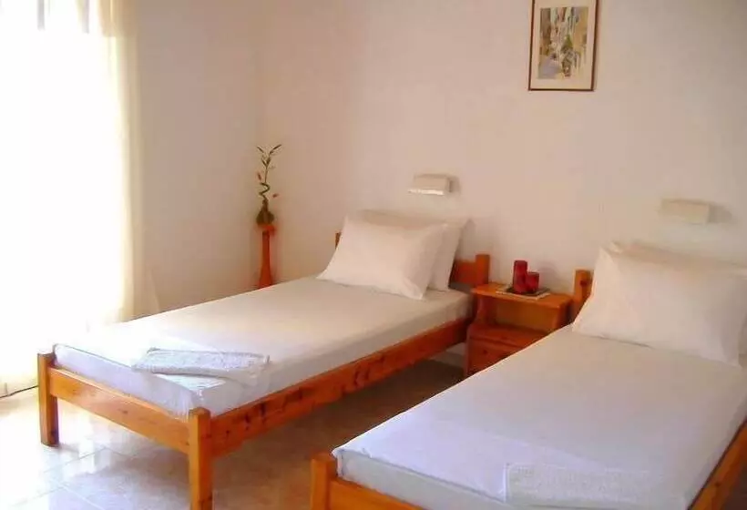 استودیوی استاندارد, Rantos Apartments