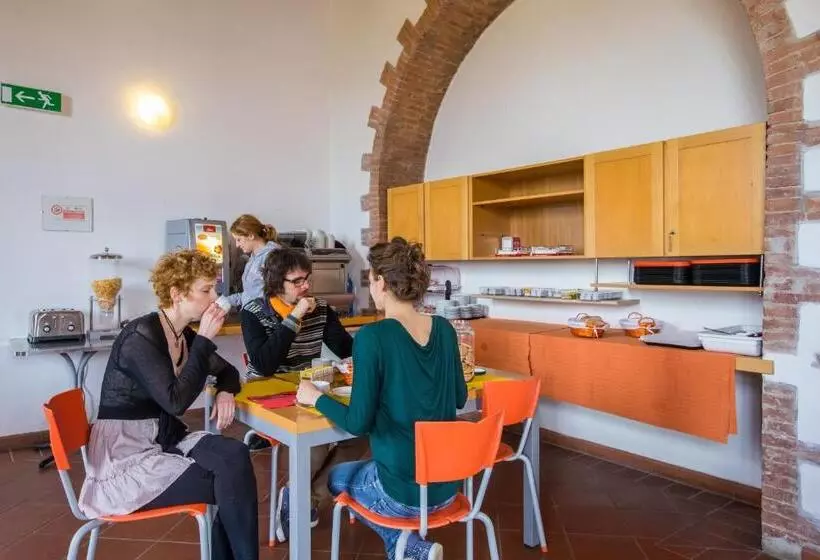スタンダード４人部屋, Student S Hostel Gowett