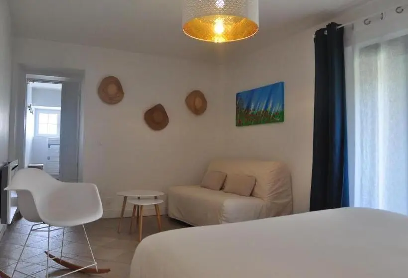 ファミリールーム, Chambre D Hôtes A La Clé Des Champs Varen