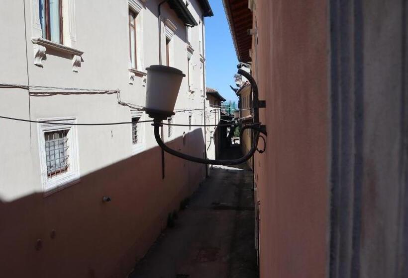 اتاق لوکس, Il Sogno Di Hypnos