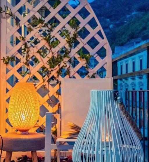 غرفة ديلوكس ذات إطلالة جانبية على البحر, La Serenata Luxury