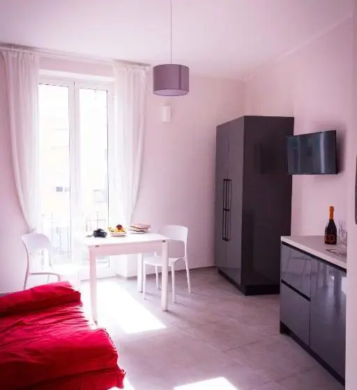 デラックススタジオ, Residenza Florida