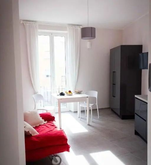デラックススタジオ, Residenza Florida