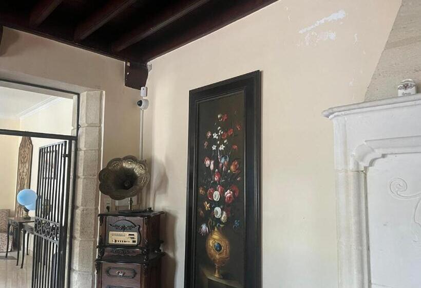 Вилла с 1 спальней и бассейном, Bordeaux Château Lafleur