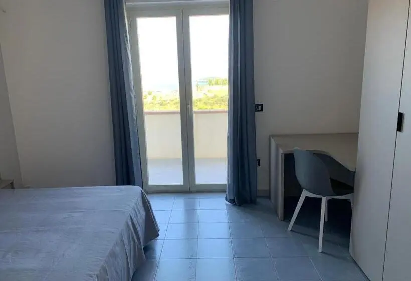 اتاق لوکس با چشم‌انداز دریا, Relais Villa Bonifacio
