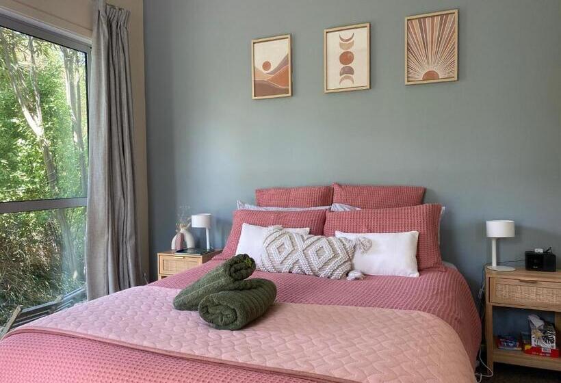 غرفة قياسية, The Willow Guest Suite