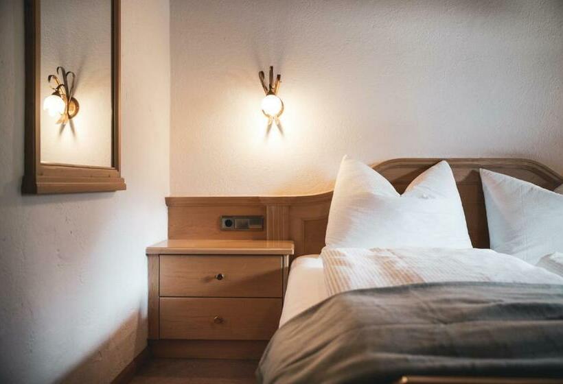 Номер Стандарт, B&b Frohsinn