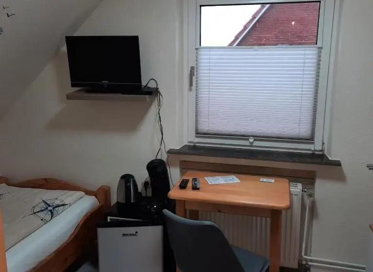 اتاق استاندارد یک نفره, Gästehaus Mia