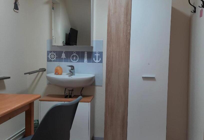 标准单人间, Gästehaus Mia