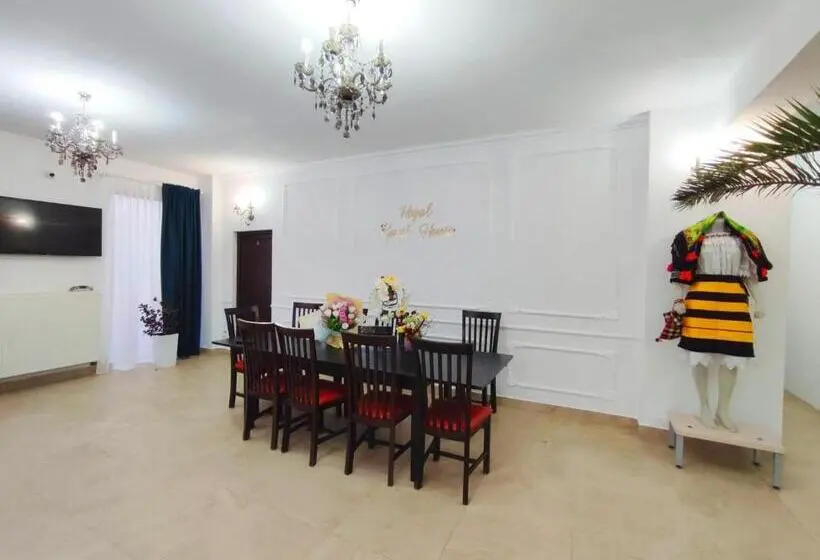 バルコニー付きスタンダードルーム, Regal Guest House