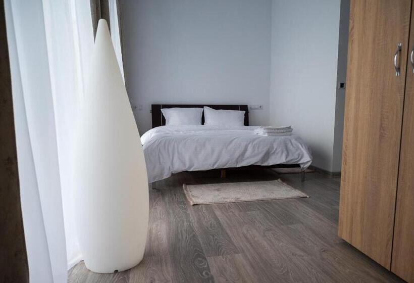 디럭스 룸, Regal Guest House