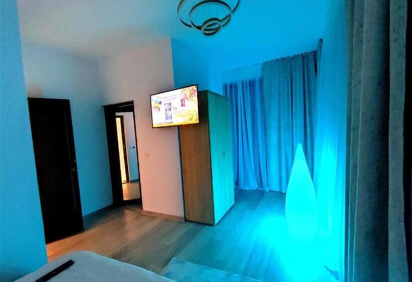 디럭스 룸, Regal Guest House