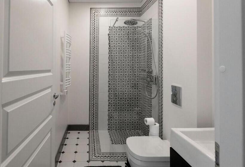 带阳台标准四人间, Vilnius Legends House I Best For Families I Free Parking