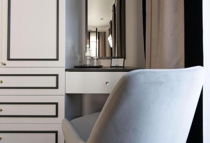 带阳台标准四人间, Vilnius Legends House I Best For Families I Free Parking