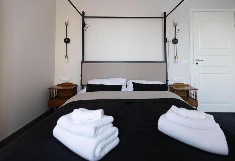 带阳台标准四人间, Vilnius Legends House I Best For Families I Free Parking