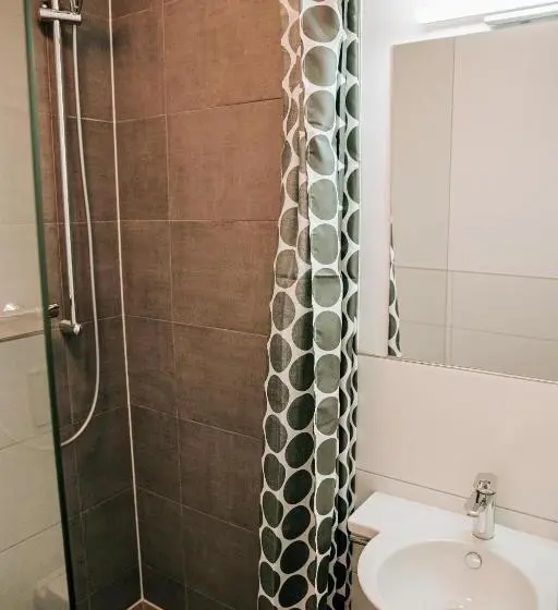 اتاق استاندارد یک نفره, Domizil