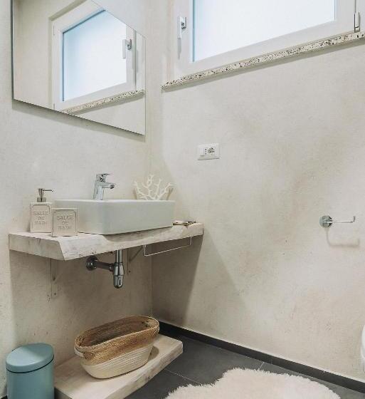 اتاق استاندارد با بالکن, B&b Cavour 117