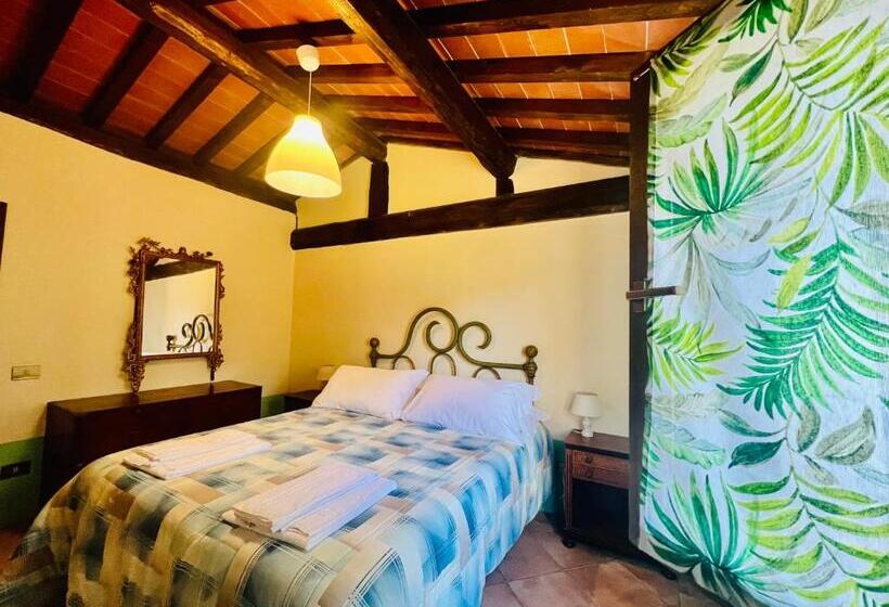 غرفة قياسية مع حمام خارجي, B&b Valle D Oro