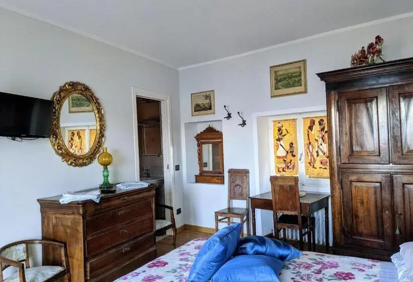 اتاق استاندارد با چشمانداز دریاچه, Ratto Del Gallo