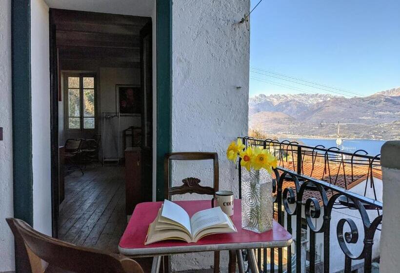 Standard studio with lake view, Ratto Del Gallo