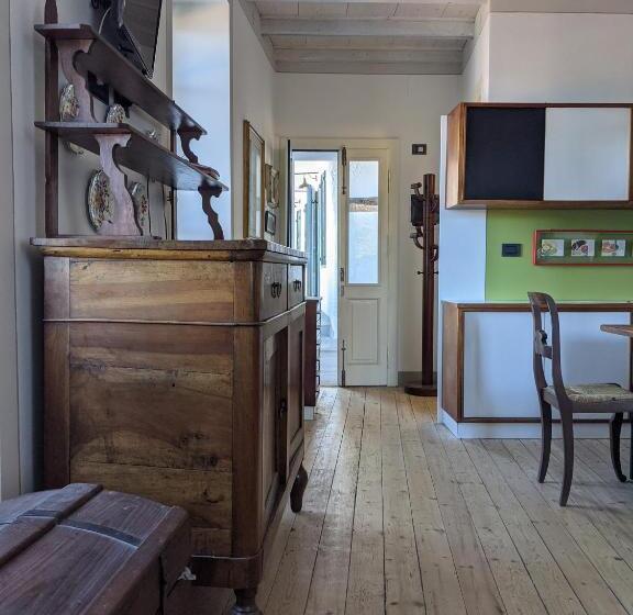 Standard studio with lake view, Ratto Del Gallo