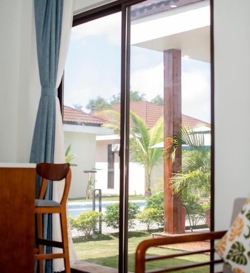 فيلا ديلوكس غرفة نوم, Amphitrite Resort